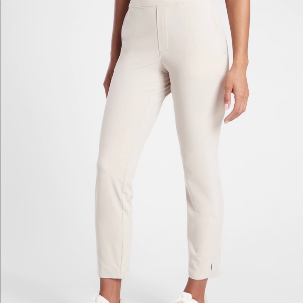 Athleta Ankle Pants w/ Pockets (size 4)